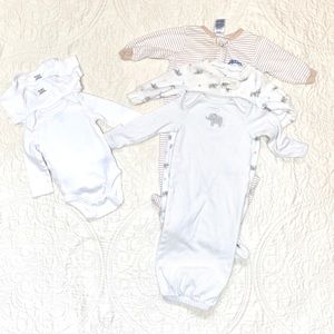 Unisex Bundle Carter’s/Gerber for ~3-6 mos - AS IS